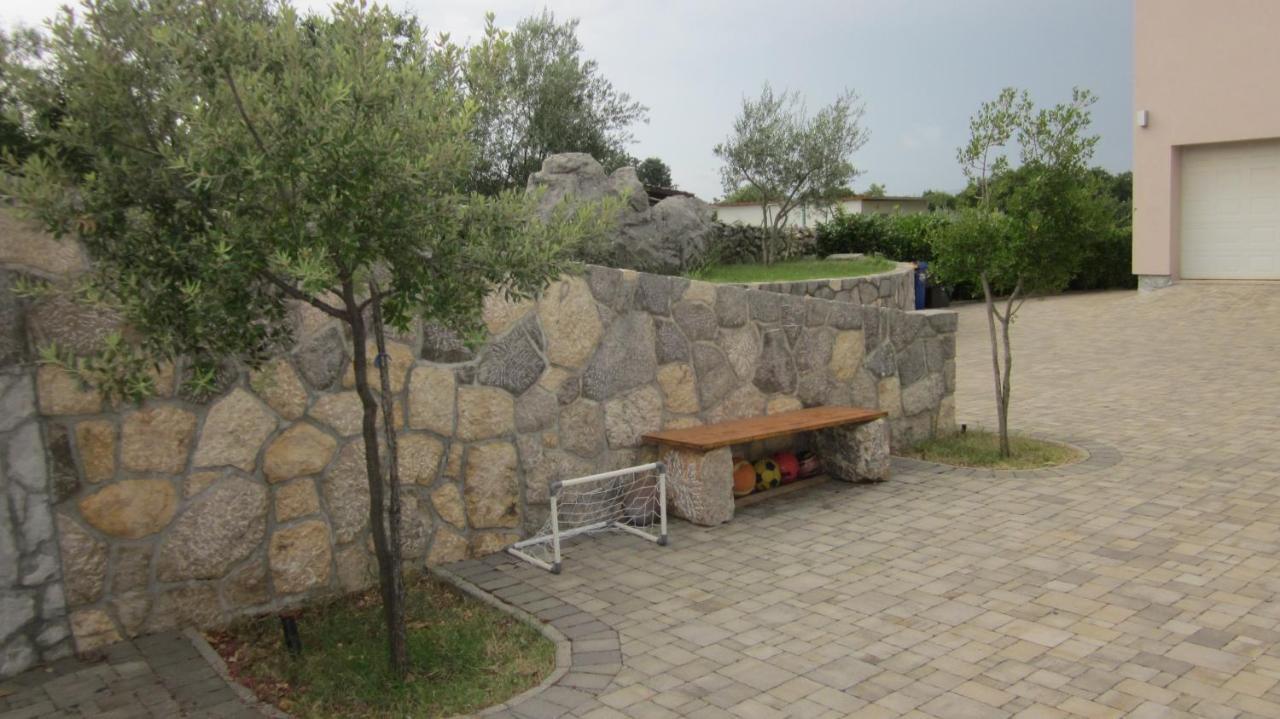 Natasa Apartments Krk Vrh  Εξωτερικό φωτογραφία