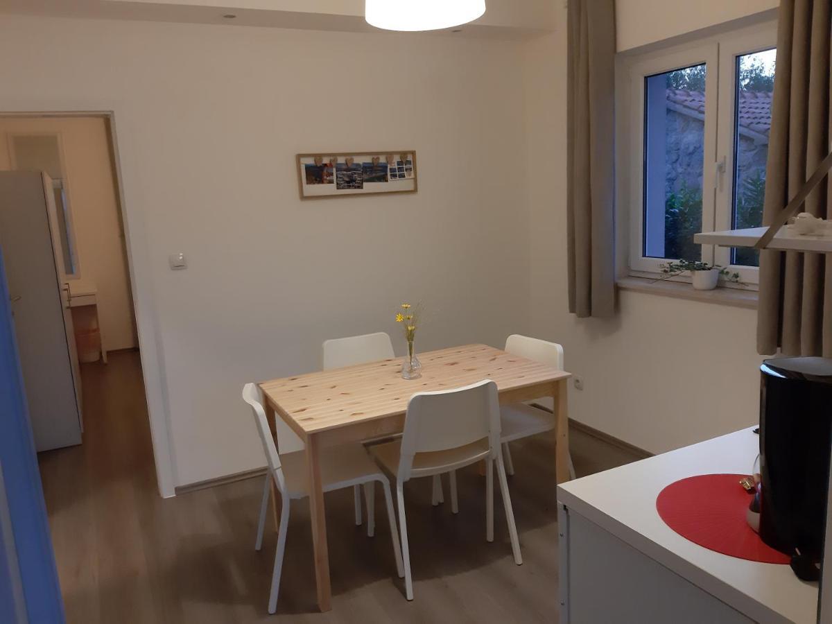 Natasa Apartments Krk Vrh  Εξωτερικό φωτογραφία
